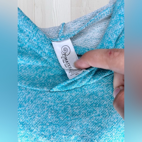 Women’s Kona Hawaii Cropped Hoodie - Picture 5 of 8